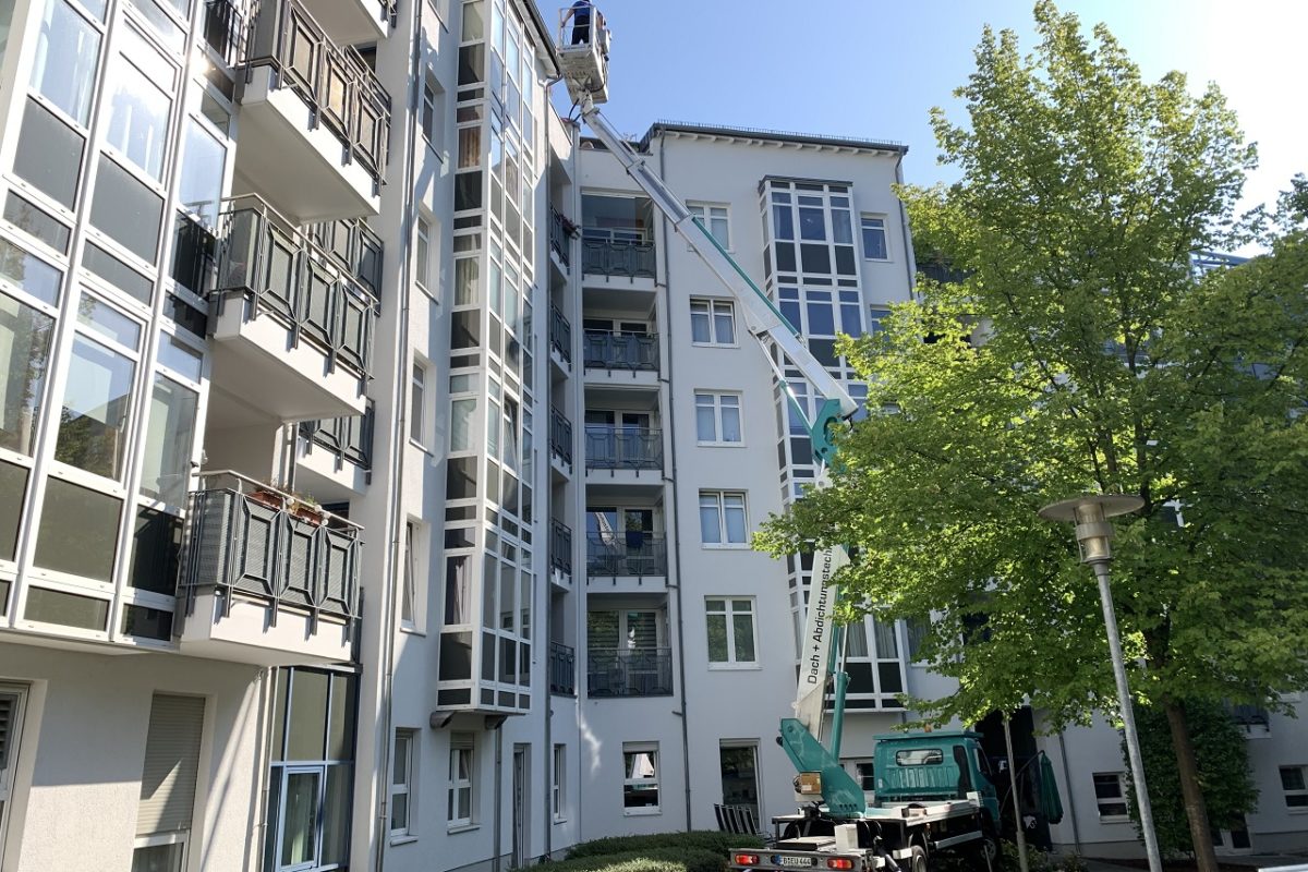 Arbeitsbühne27m - EUBU