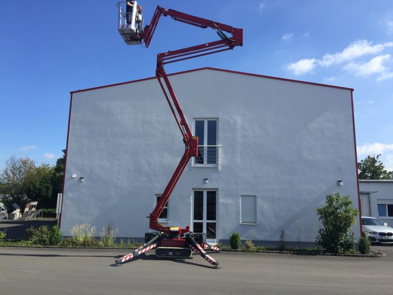 Hebebühneseitlichskaliert - EUBU
